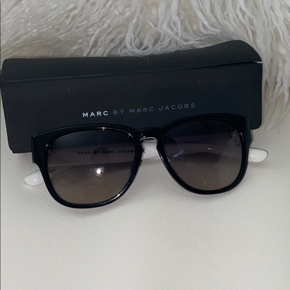 Marc Jacobs sunglasses